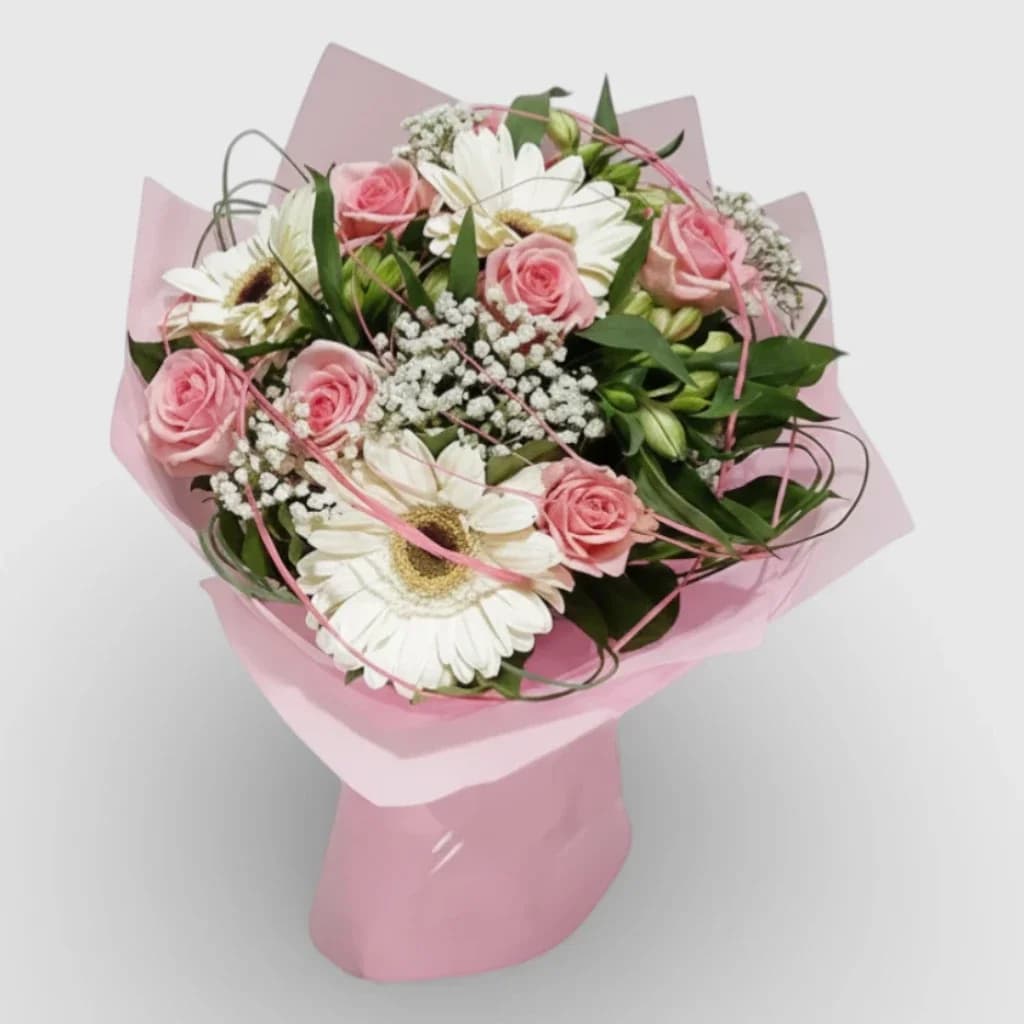 Bouquet of hand-tied flowers "Fairy tale"