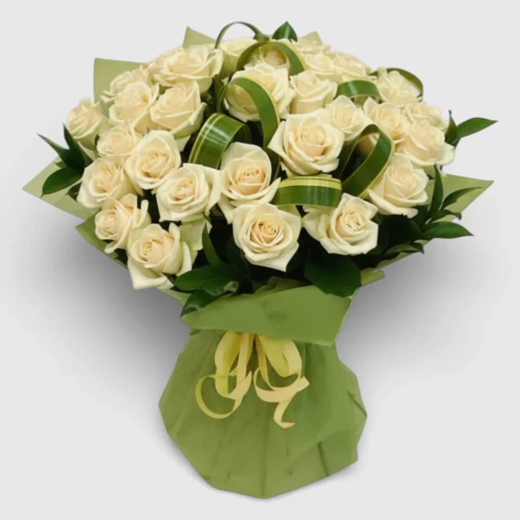 Bouquet of 35 white roses