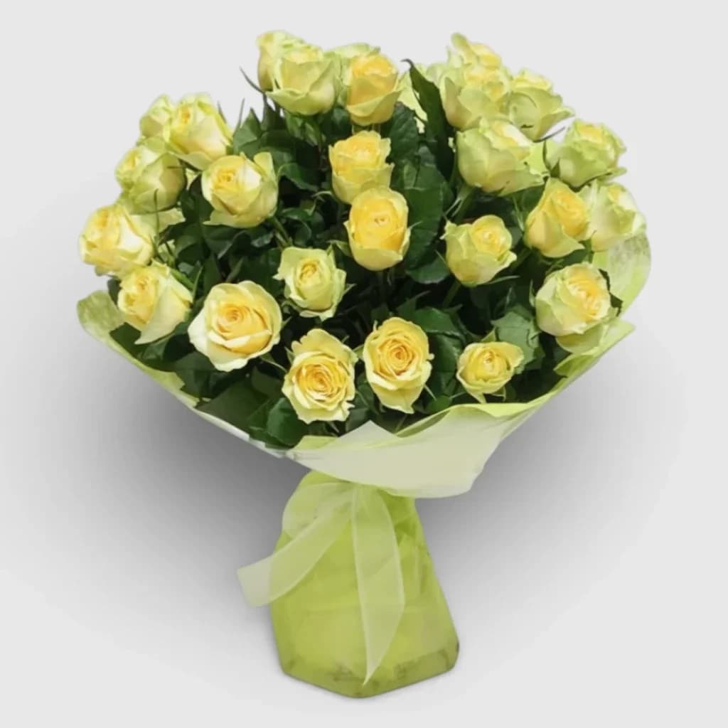 Bouquet of 33 yellow roses "Sunshine bouquet"