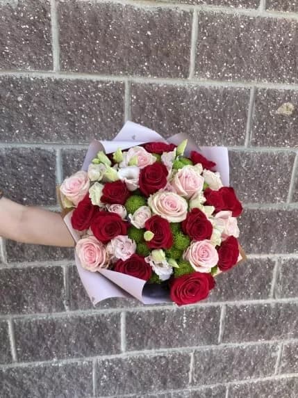 A Guide to Choosing the Perfect Mother's Day Bouquet [Blooming Love]