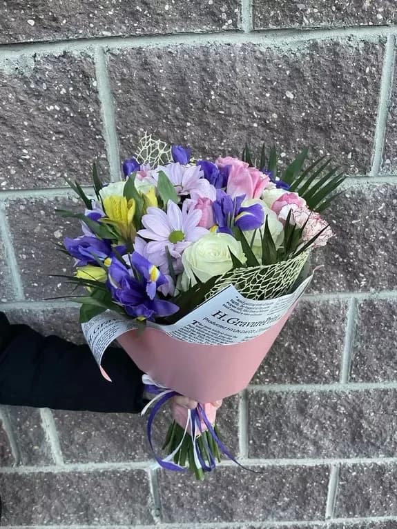 Minsk is a capital of Belarus and flowers delivery