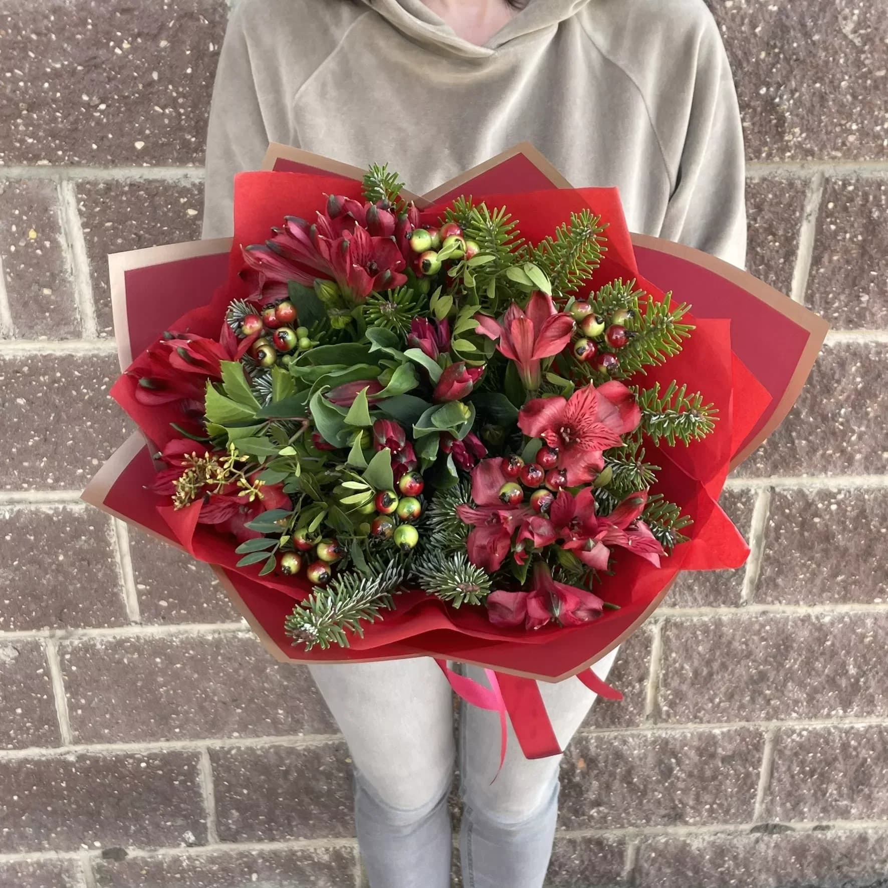New Year's bouquet of flowers "Red Flame"