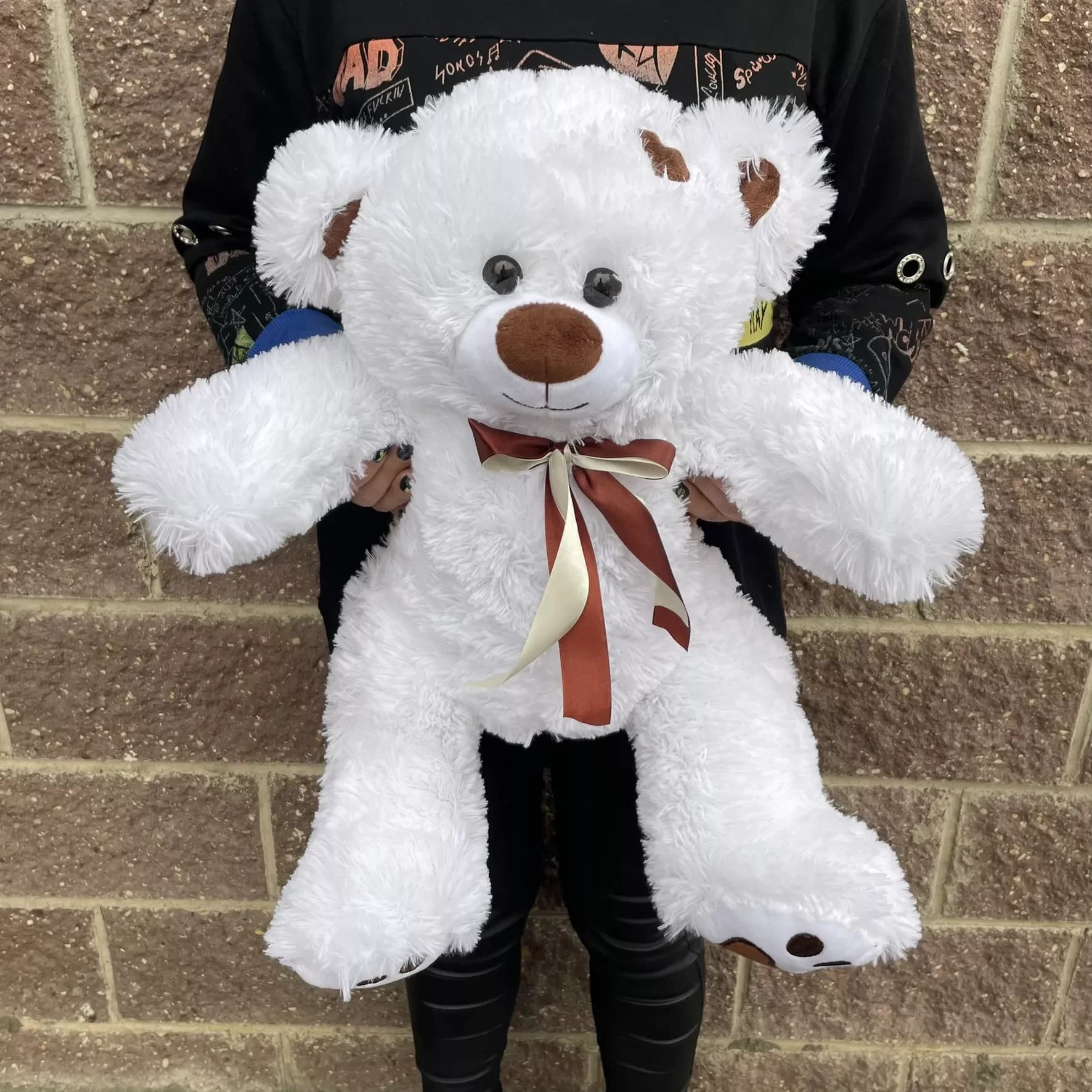 Soft white toy teddy bear, 38 cm.