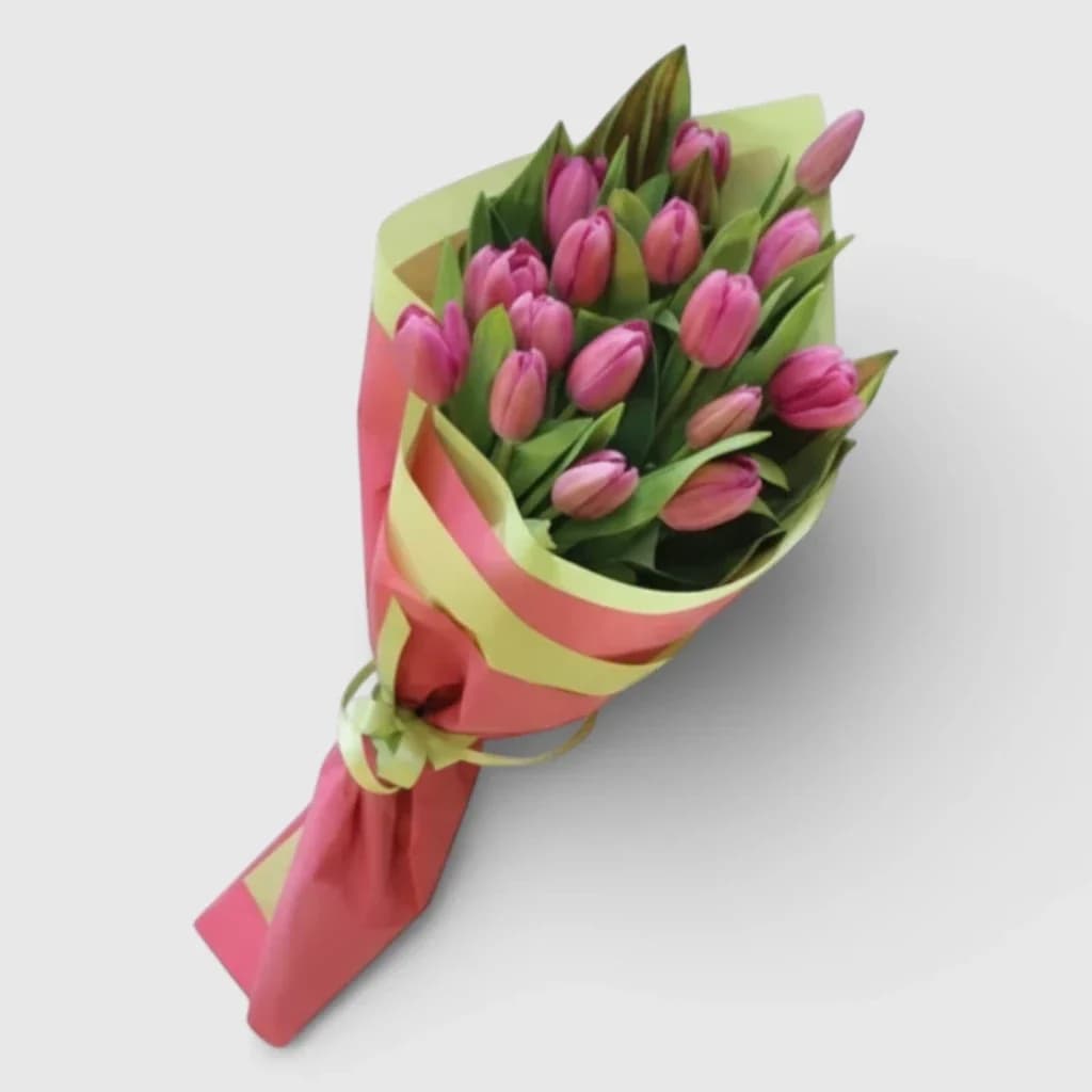 Flower bouquet of 17 Pink Tulips