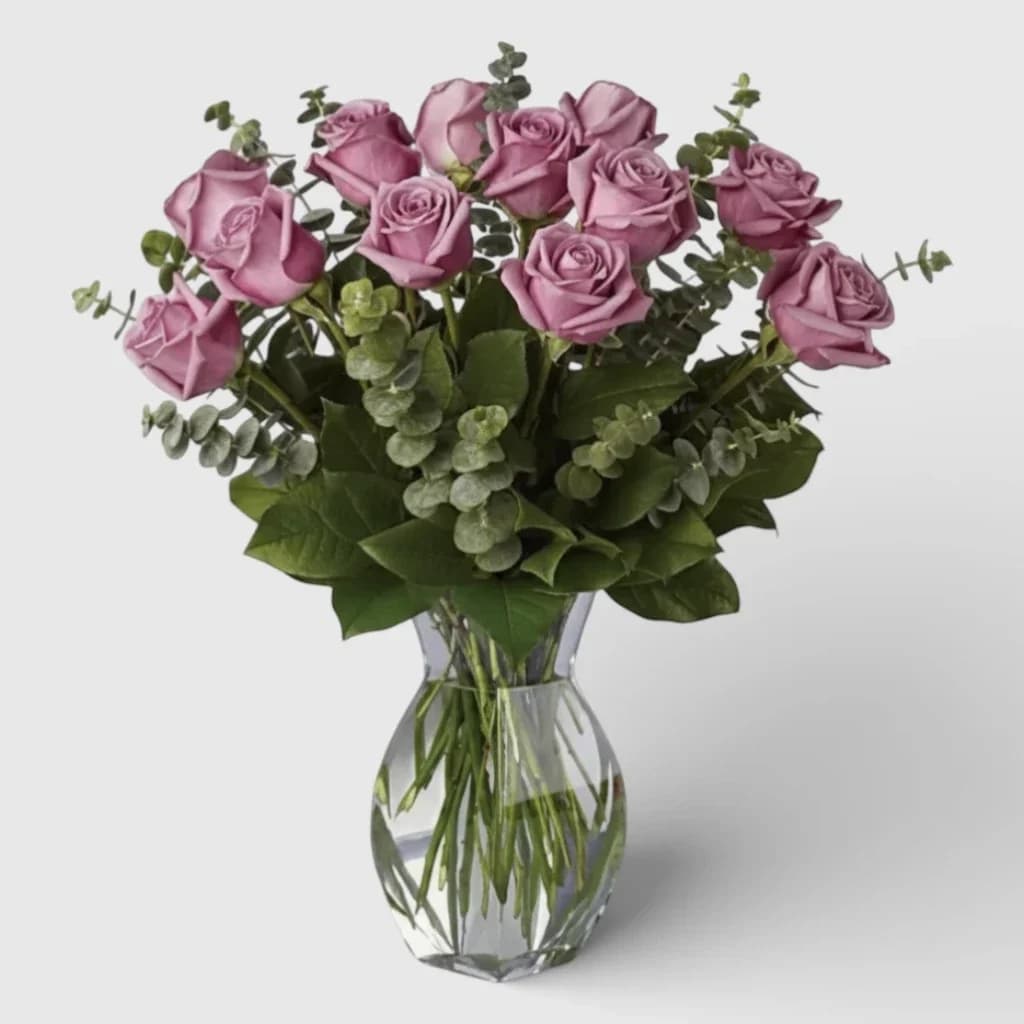 Bouquet of 15 pink roses with eucalyptus